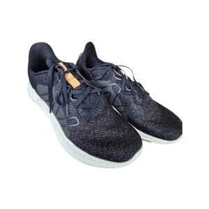 New Balance Fresh Foam ROAV V2 Sneakers sz 10.5 Black Sea Salt Great Condition!